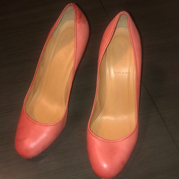 J Crew salmon colored pumps w/ leather upper -9 - Picture 1 of 6